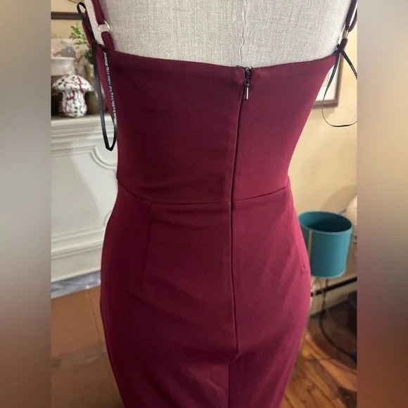 Katie May Yasmin Gown in Wine Bordeaux size S - Picture 8 of 16